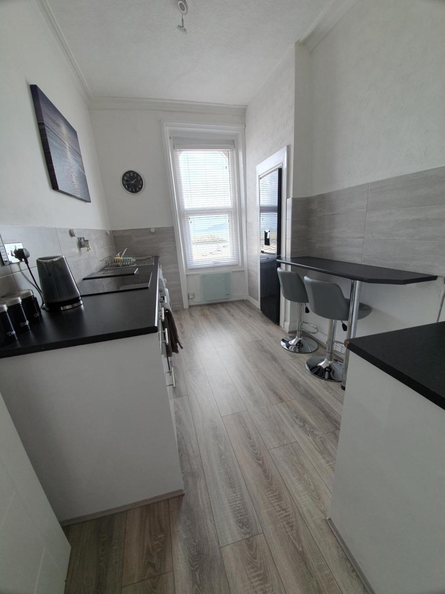 Appartamento 3 Harbour Views Rhôs-on-Sea Esterno foto