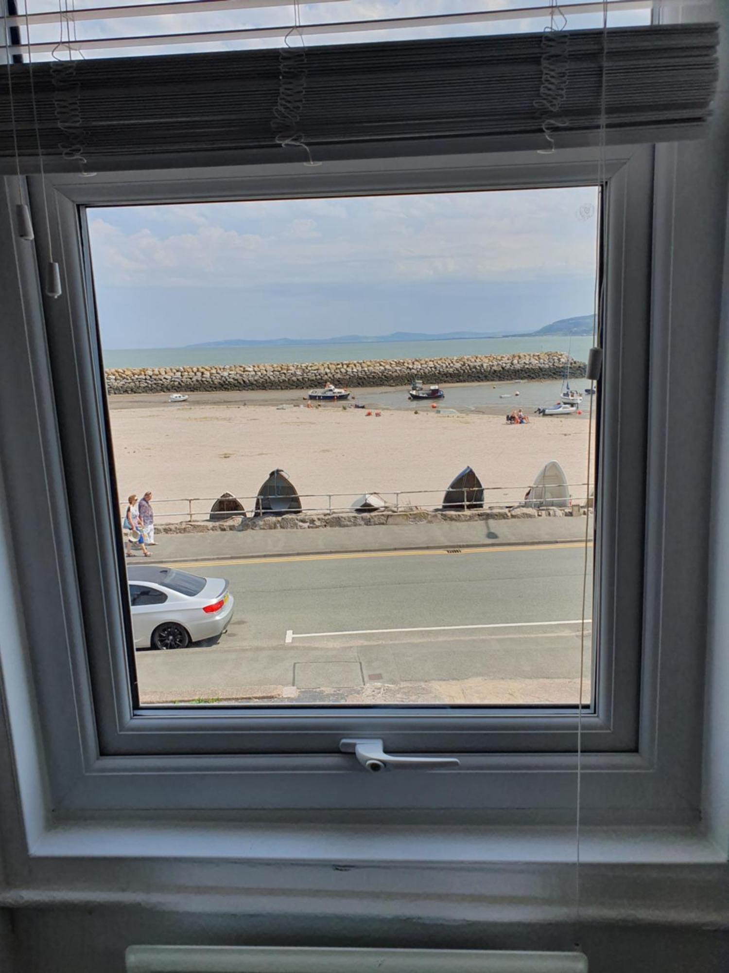 Appartamento 3 Harbour Views Rhôs-on-Sea Esterno foto